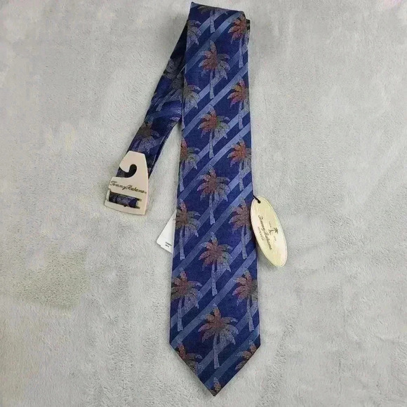 Tommy Bahama Silk Floral Blue Tie NWT - Picture 1 of 6